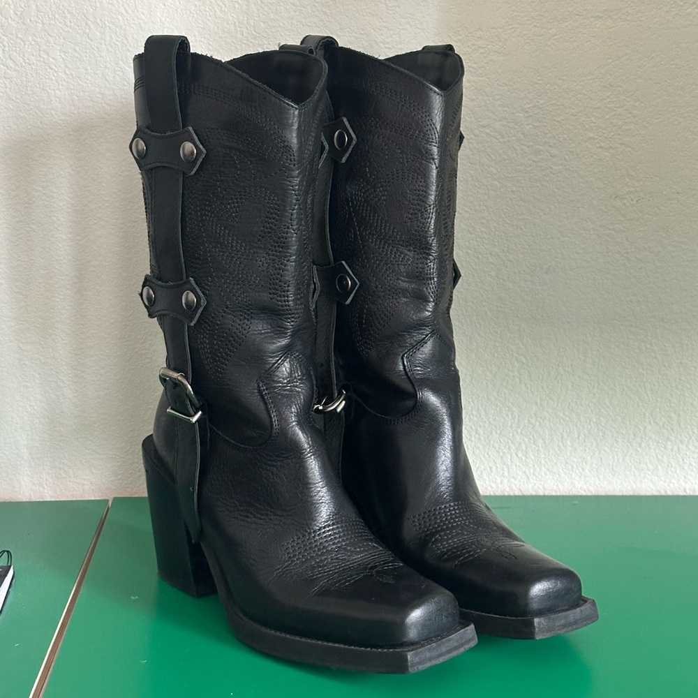 Steve Madden Black Leather Western Moto Harness Boots | Chunky Heel | US 8